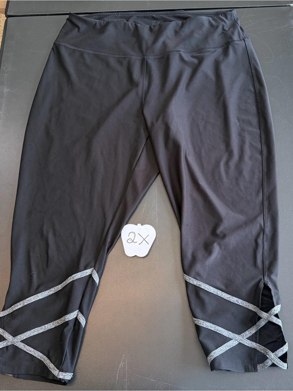 Black Women’s Active Capri Bottoms